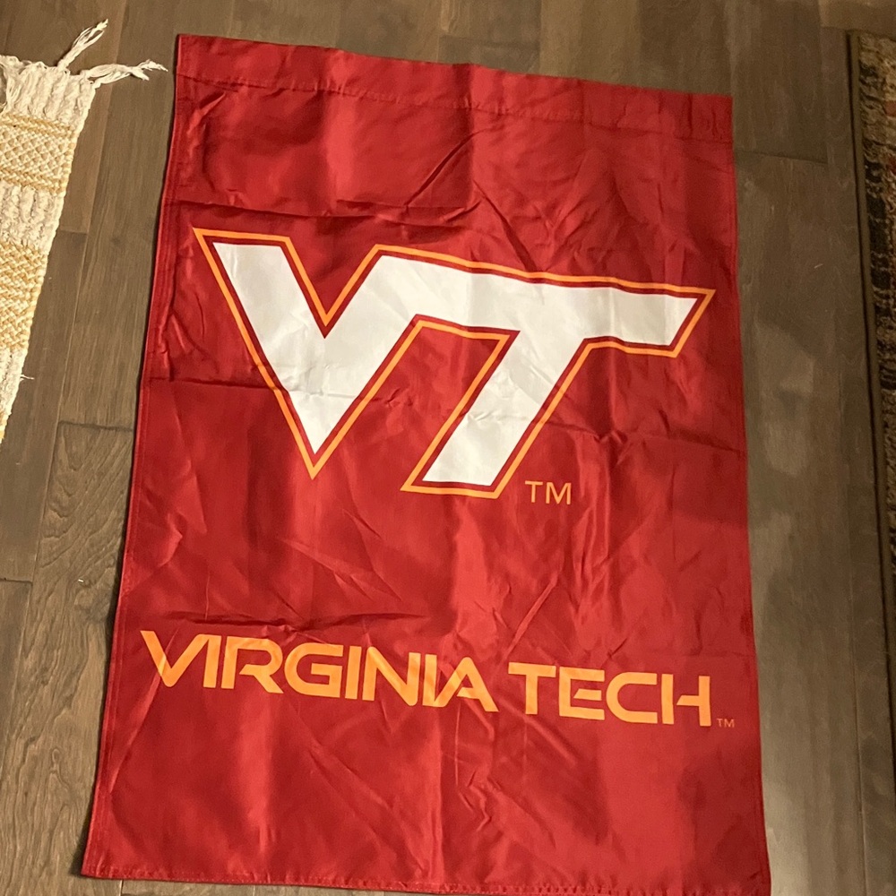 NWOT Virginia Tech house Flag nylon Hokies lot of 2